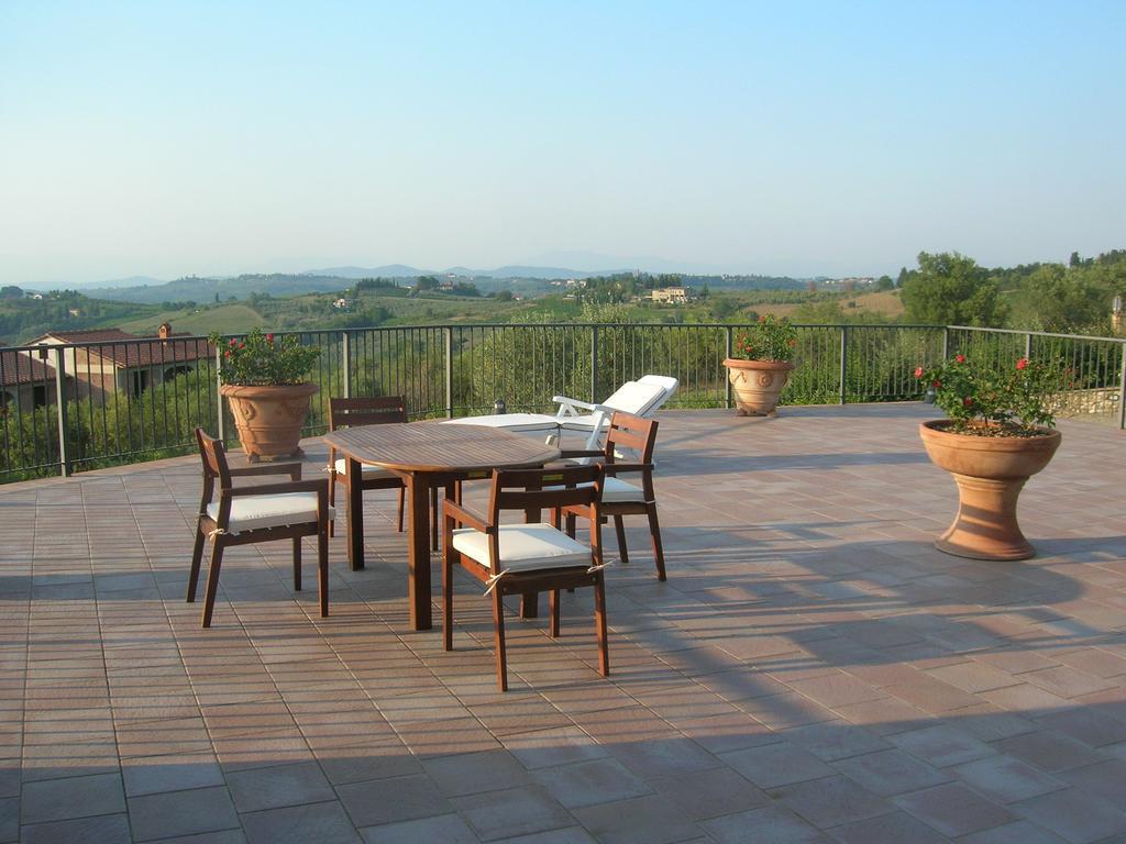 Podere Ghiole Montespertoli Habitación foto
